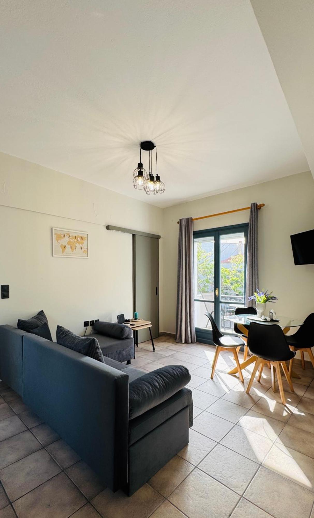 Melinda'S Cozy Apartments Plomari Bagian luar foto